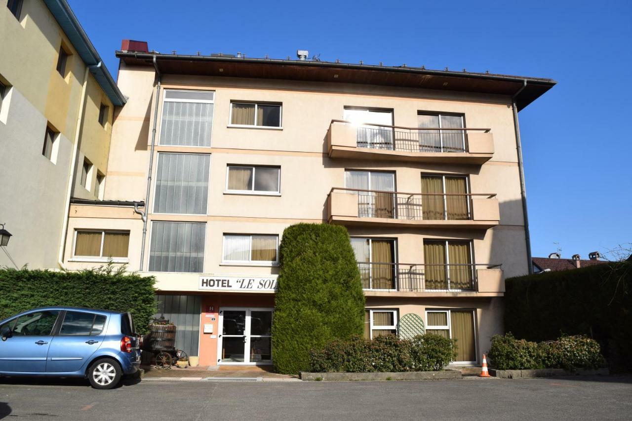 Hotel Le Soli Saint-Julien-en-Genevois Bagian luar foto